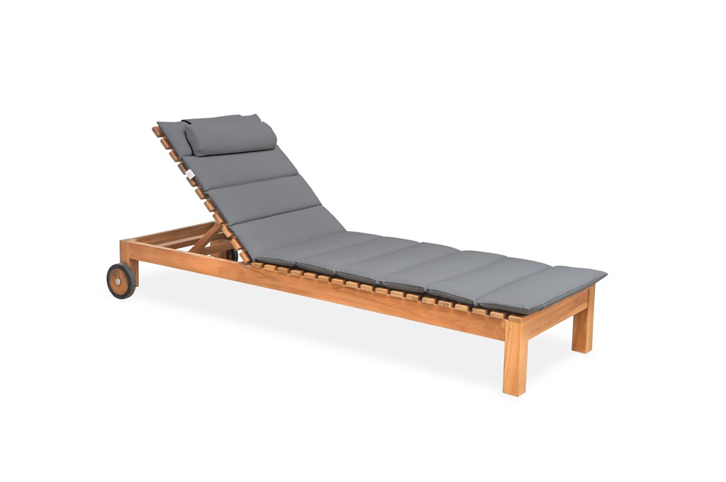 Sonoma Tufted Sunbed