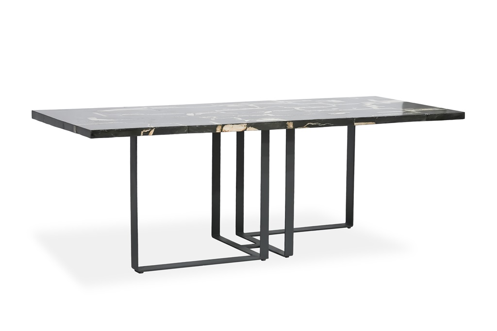 Diamante Dining Table