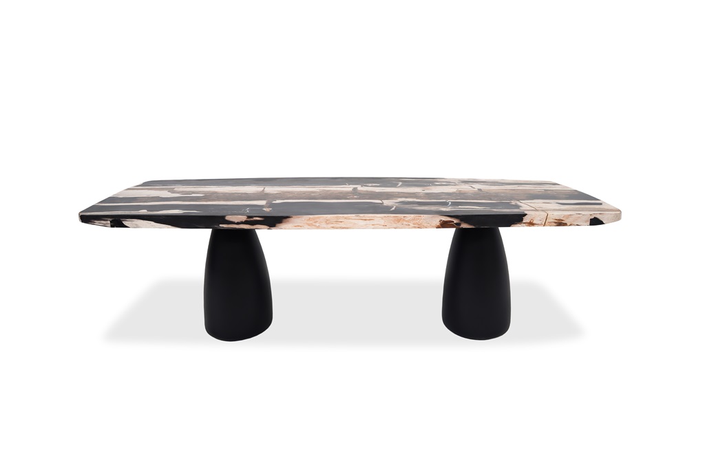 Gladius Dining Table